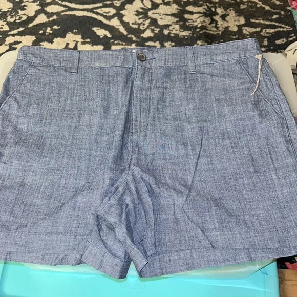 New Chambray plus size shorts - Picture 2 of 8